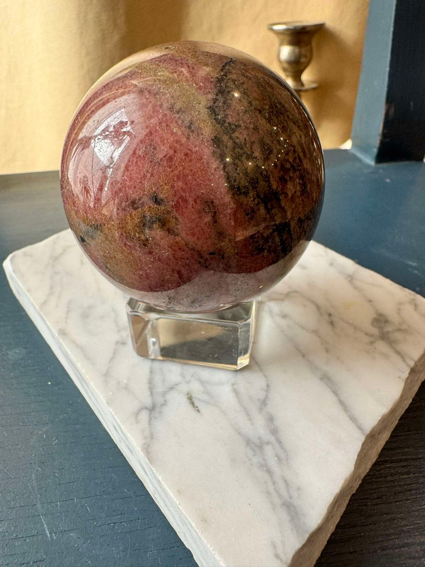 Rhodonite Sphere ( 452 g)