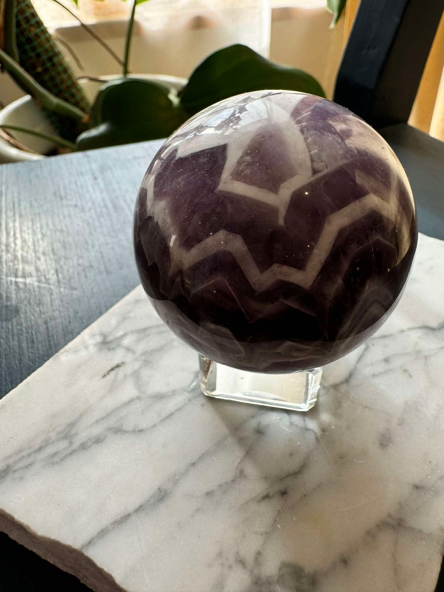 Amethyst Sphere ( 263 g)