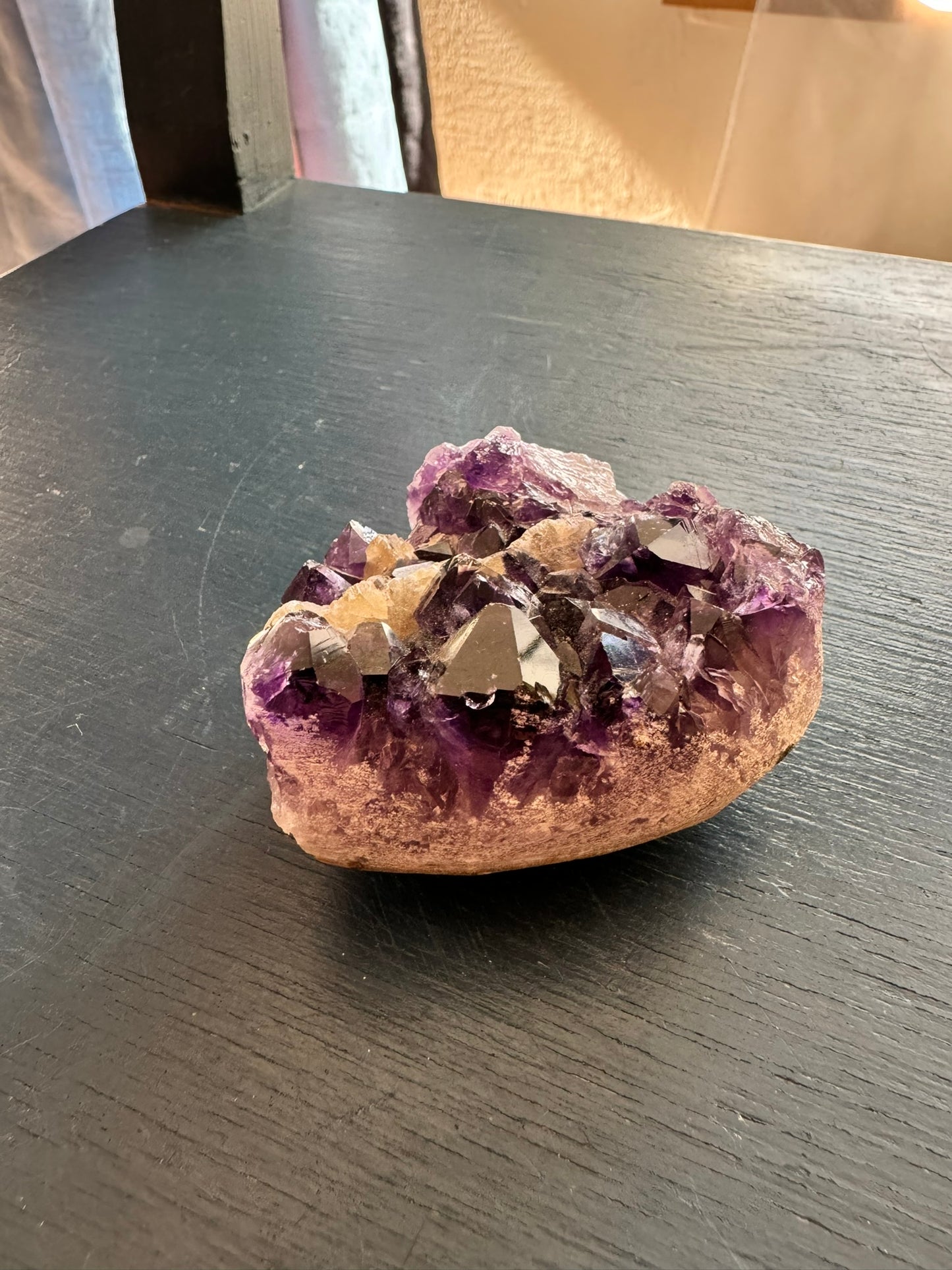 Amethyst druse (274 g)