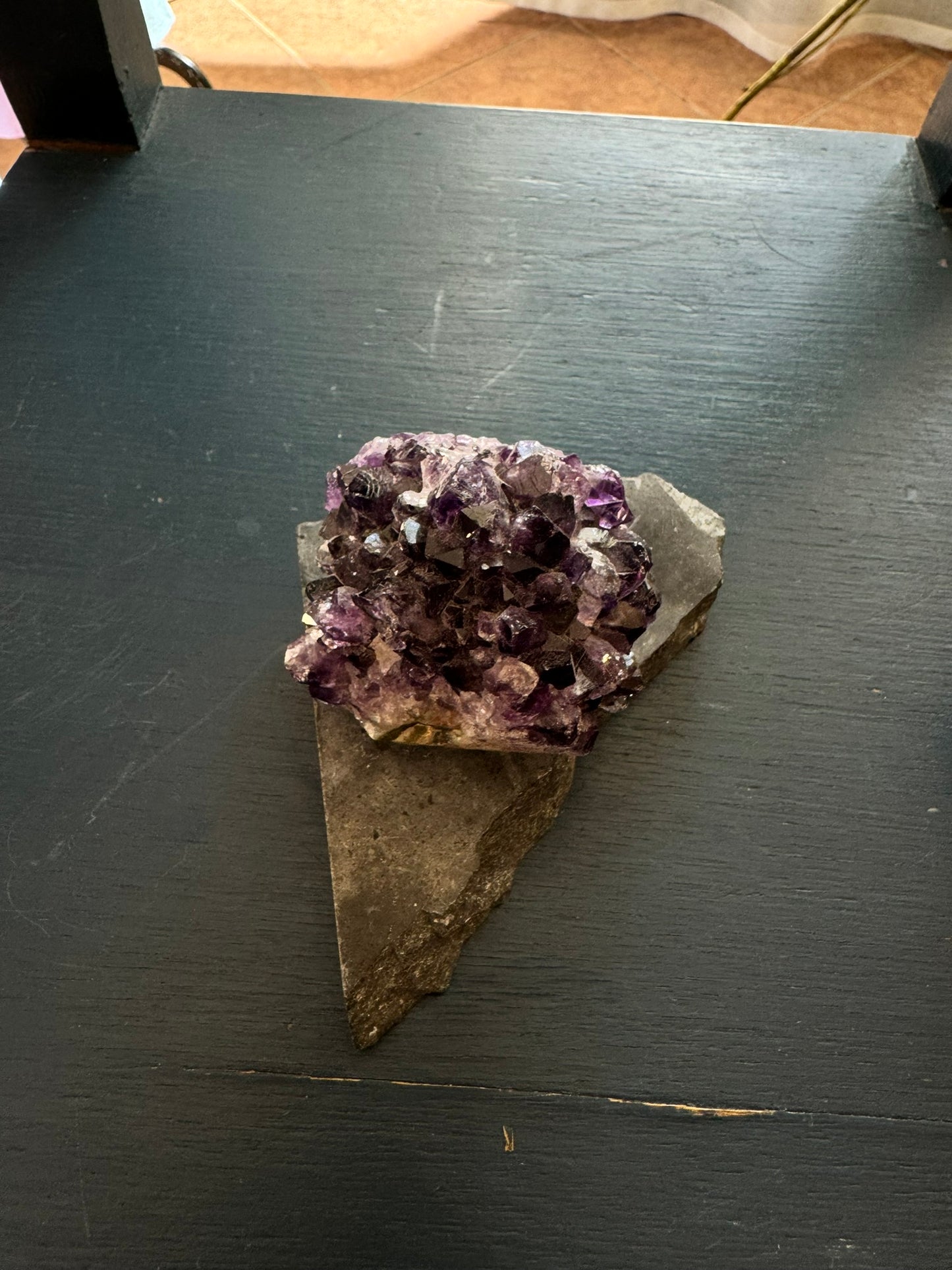 Amethyst druse (280 g)