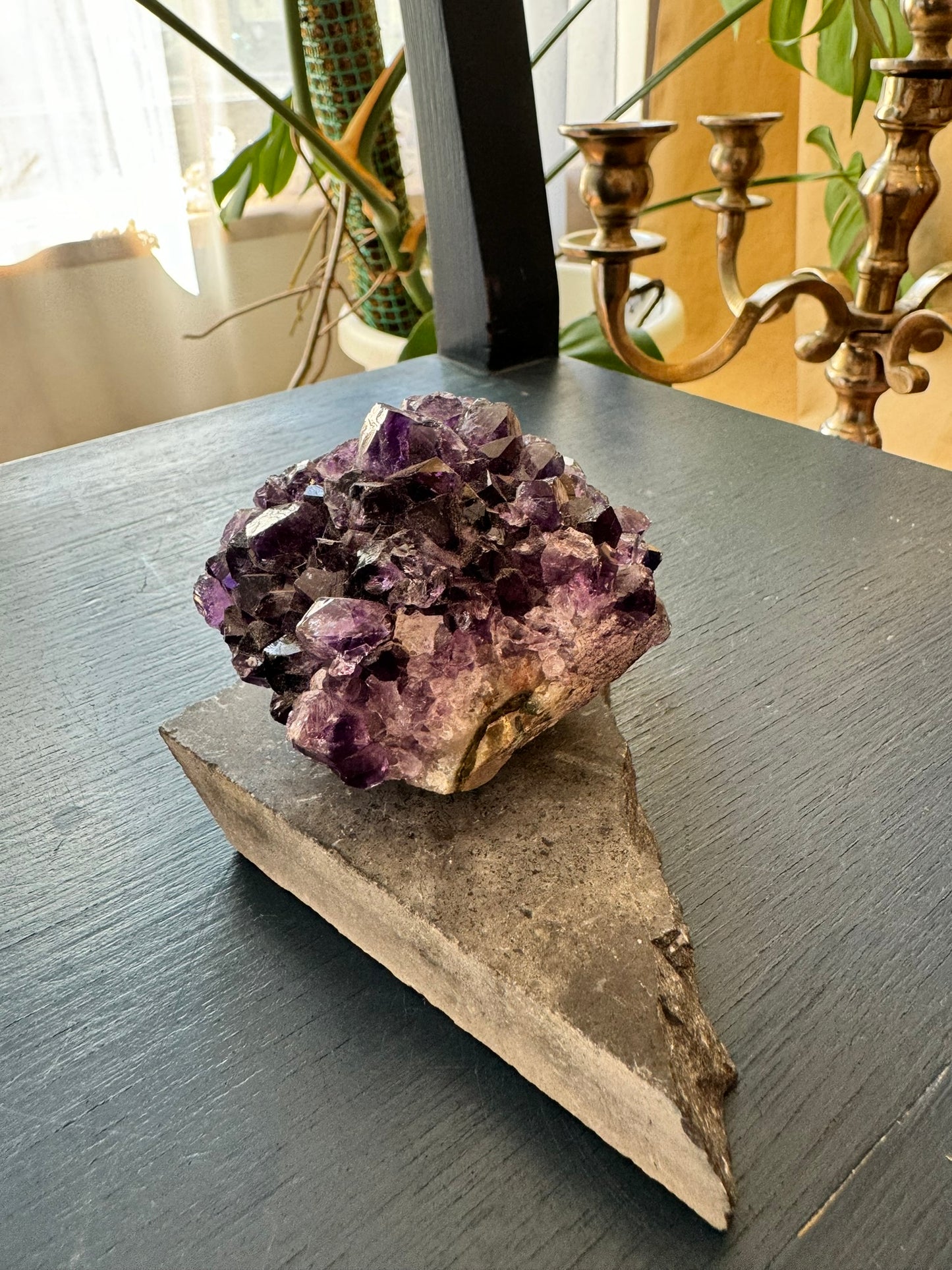 Amethyst druse (280 g)