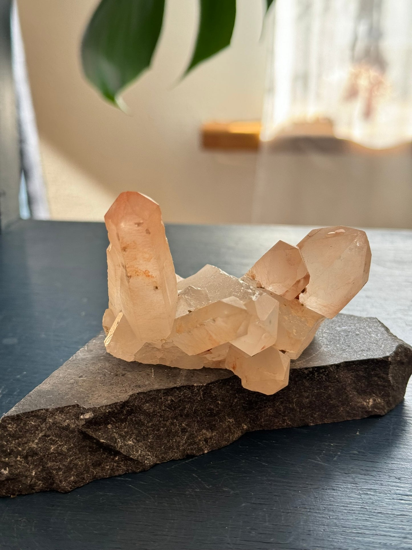 Lemurian quartz cluster (208 g)